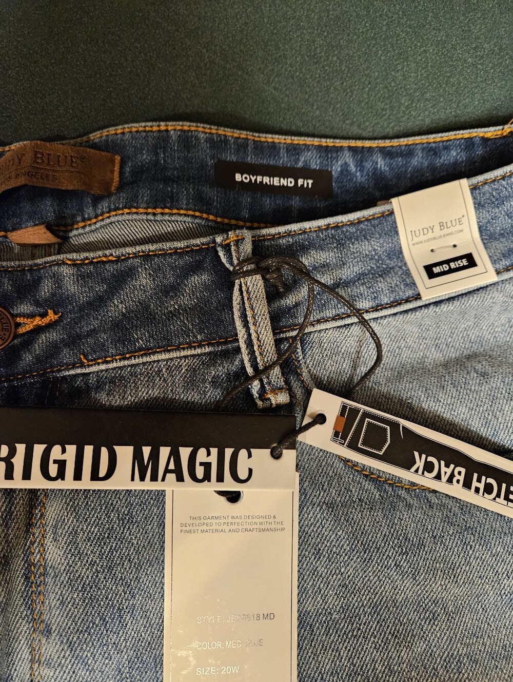 Classic High-Rise Straight Leg Jeans - Light Blue - Picture 13 of 13